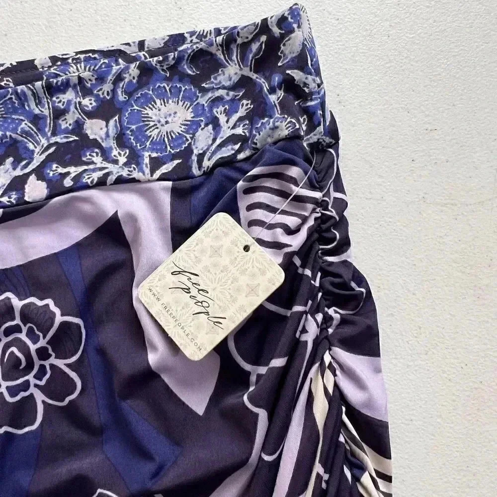 Free People She's Something Else Printed Mini Skirt Womens Size L Pruple FLoral - Picture 14 of 14